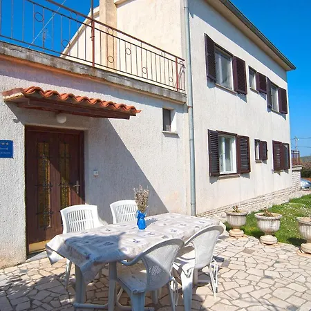Regina 1067 Apartamento