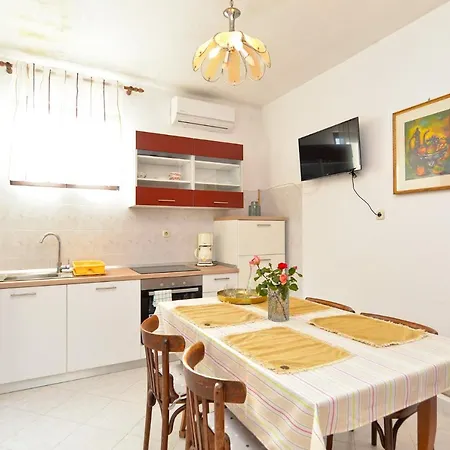 Regina 1067 Apartmán